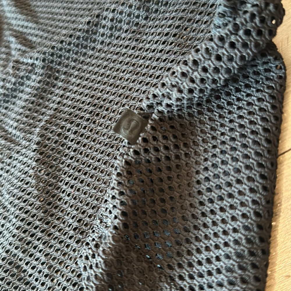 Cropped Mesh Tank - Picture 2 of 3